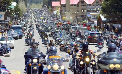 Looking for the Perfect Place to Stay During the Red River Memorial Day Motorcycle Rally? Here’s Your Best Vacation Homes